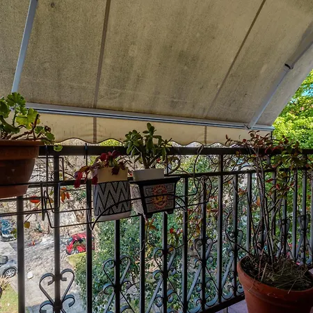 Apartment Lumina - Old Town I Balcony
