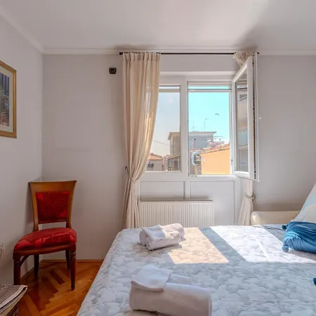 Lumina - Old Town I Balcony Apartment *